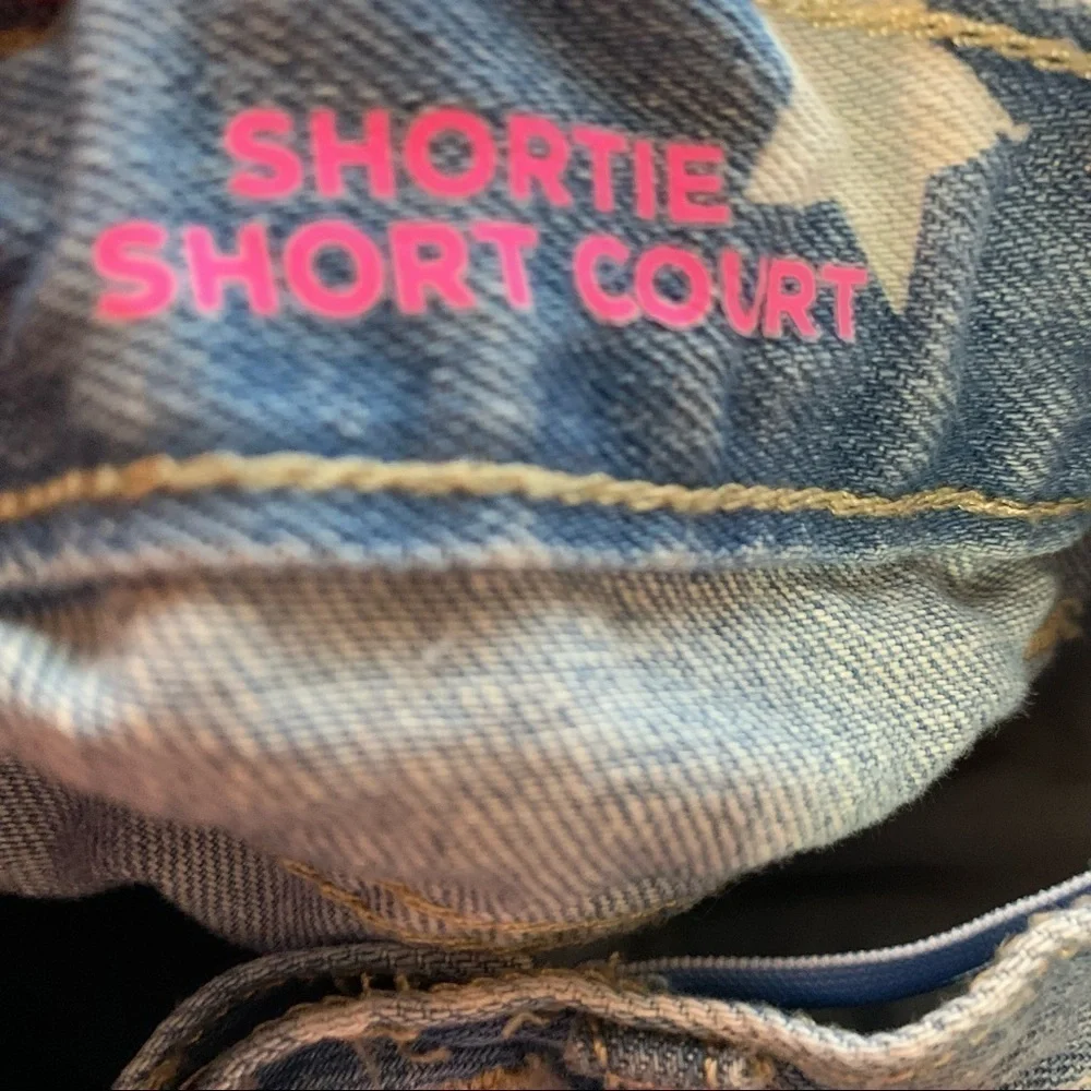 The Children’s Place Shortie Short Court Fringe Denim Stars. Size 6X/7